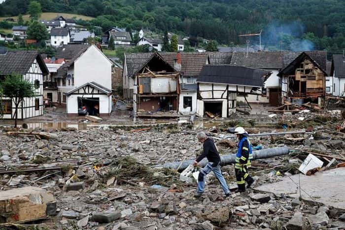 Nhiều ngôi nhà ở thị trấn Schuld, bang Rhineland-Palatinate, Đức bị tàn phá sau cơn lũ.