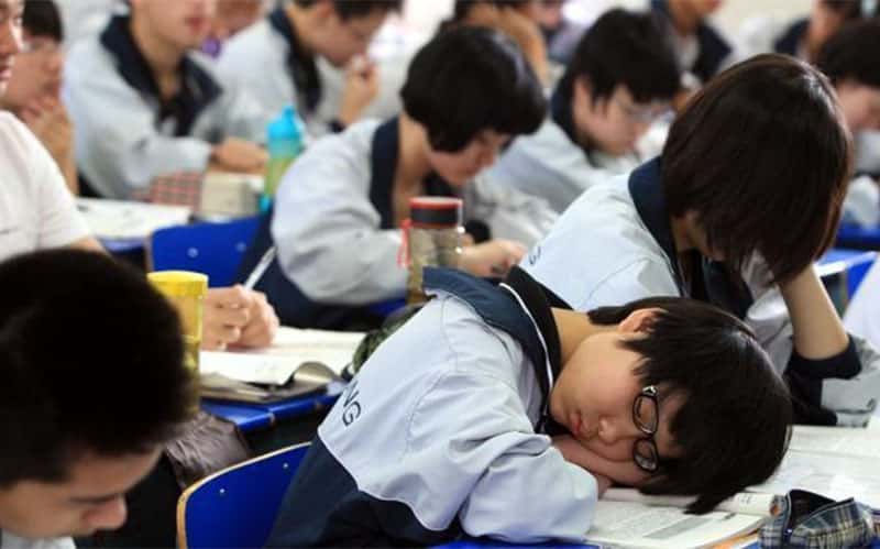 Trung Quốc giảm bài tập về nhà cho học sinh