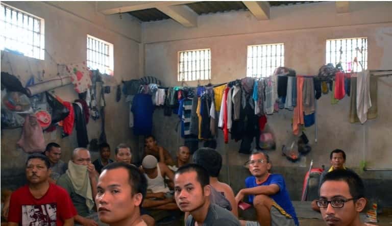 nhà tù tại Indonesia