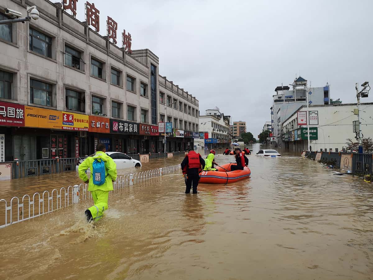 mưa lũ ở Trung Quốc