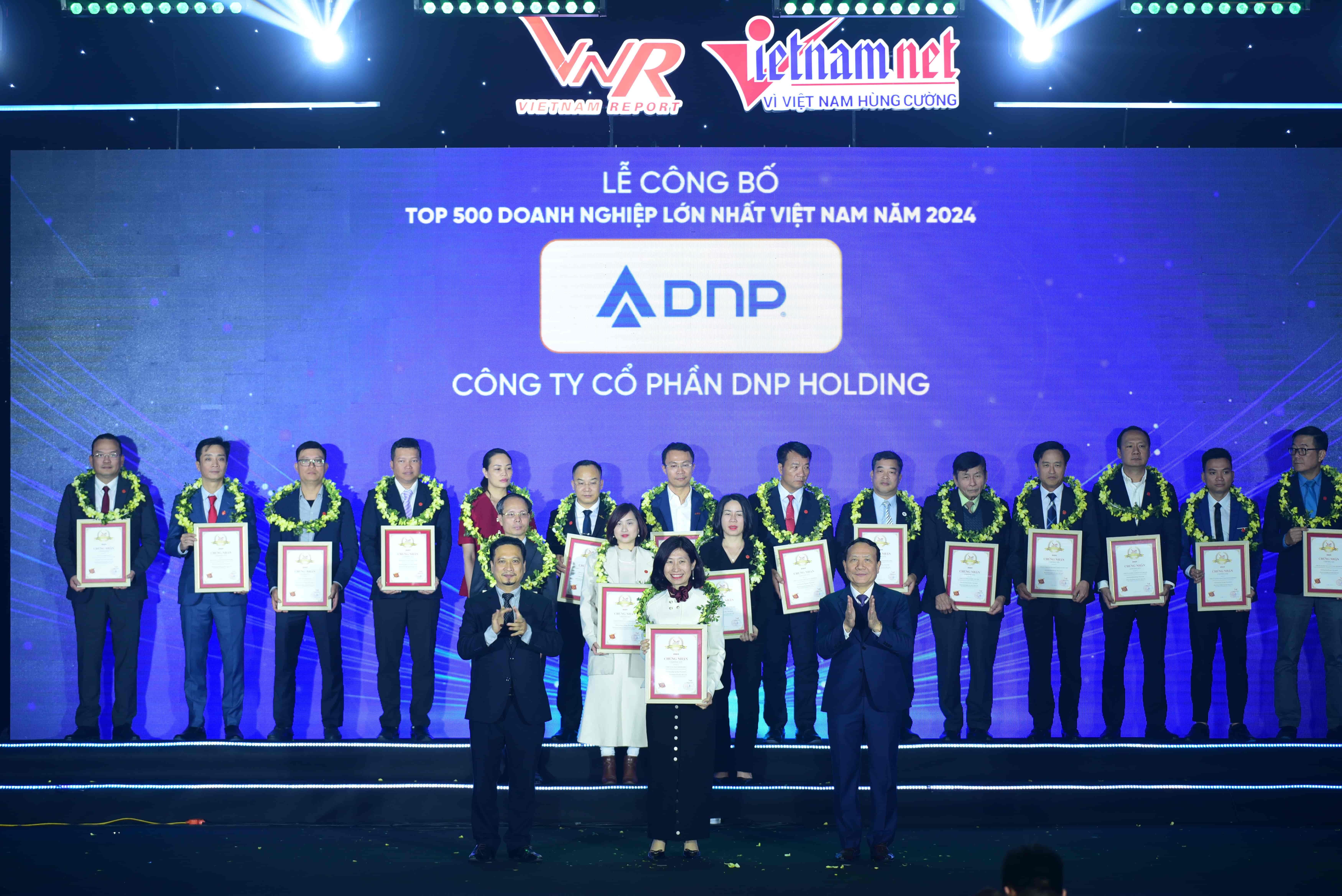 DNP Holding thuộc Top 500 doanh nghiệp lớn nhất Việt Nam 2024